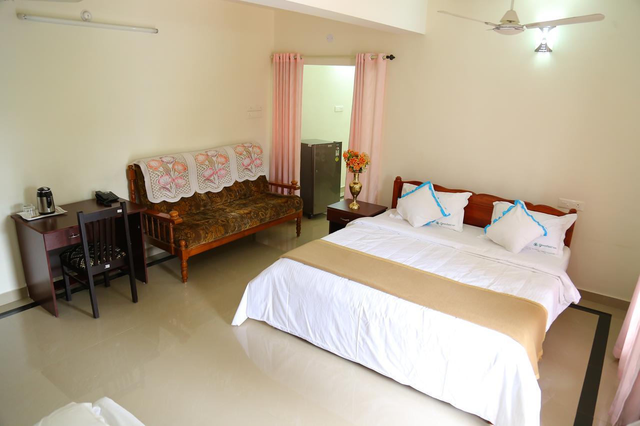 Greenfield Inn Thiruvananthapuram Exterior photo